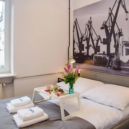 Appartement Maya's Flats & 63 - 3 On C *