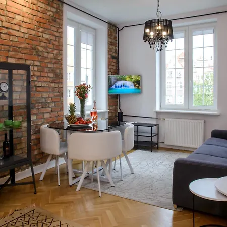 Maya's Flats & 63 - 3 On C Appartamento *