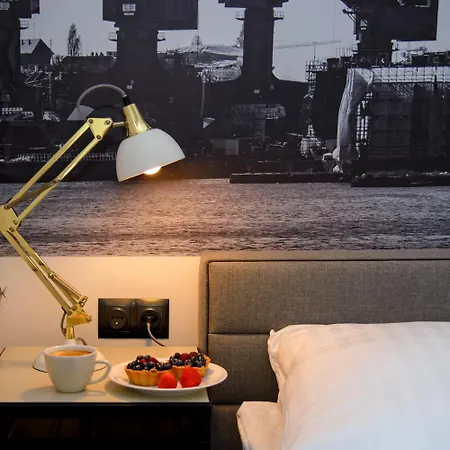 Maya's Flats 63 - Spacious Old Town * Gdańsk